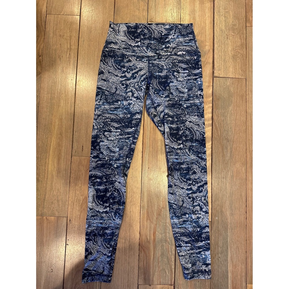 Lululemon Blue White Paisley High Rise Leggings Size 6  Yoga Pants
